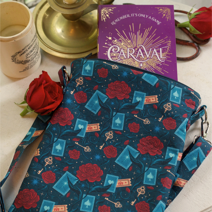 Caraval crossbody sleeve