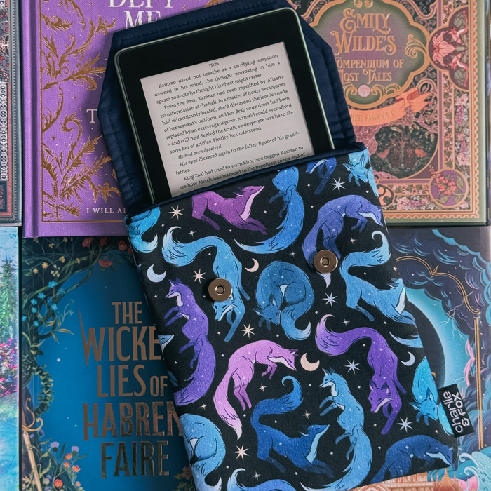 Celestial Fox padded e-reader sleeve