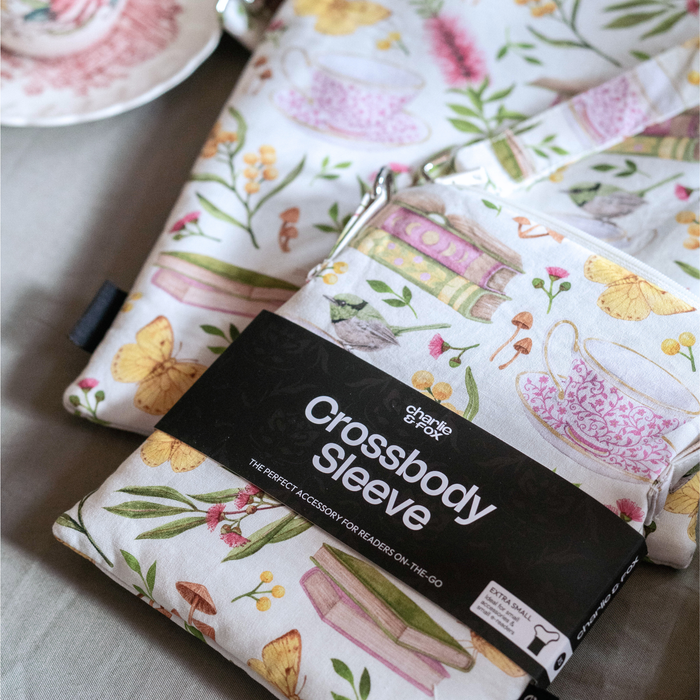 Cottagecore crossbody sleeve
