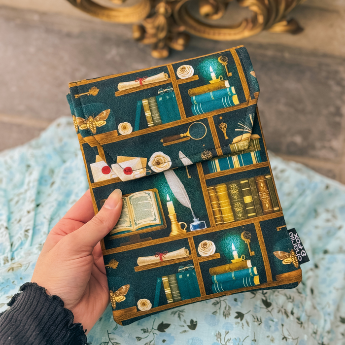 Dark Academia (Teal) padded e-reader sleeve