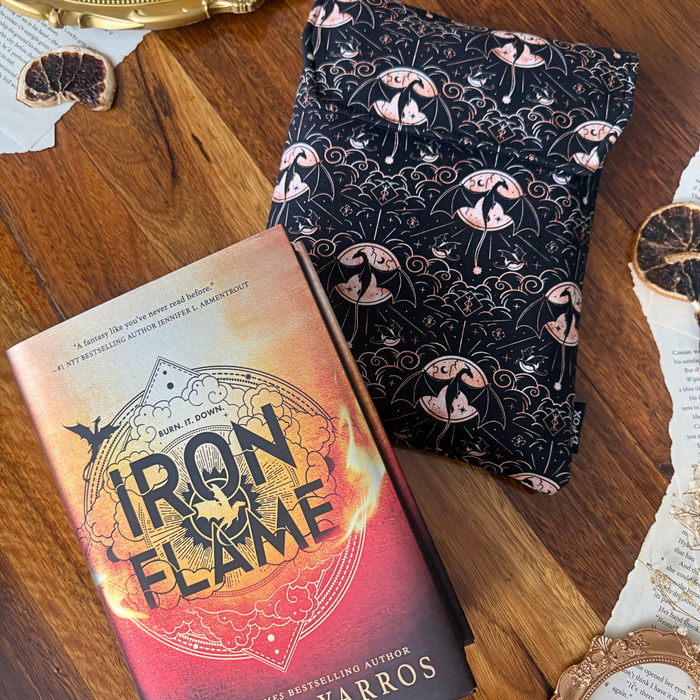 Iron Flame 2.0 padded book sleeve - Rebecca Yarros