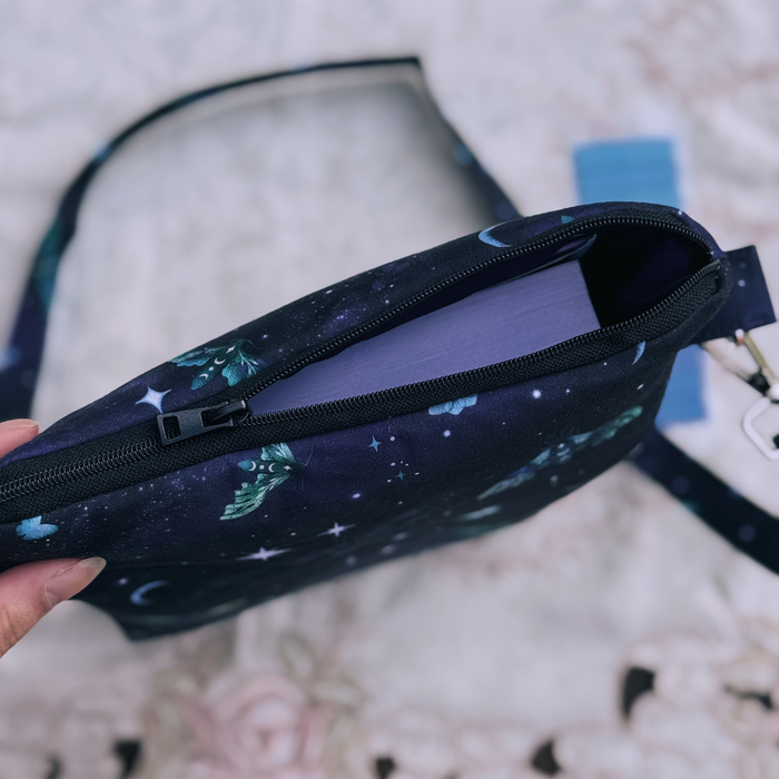 Night Sky crossbody sleeve