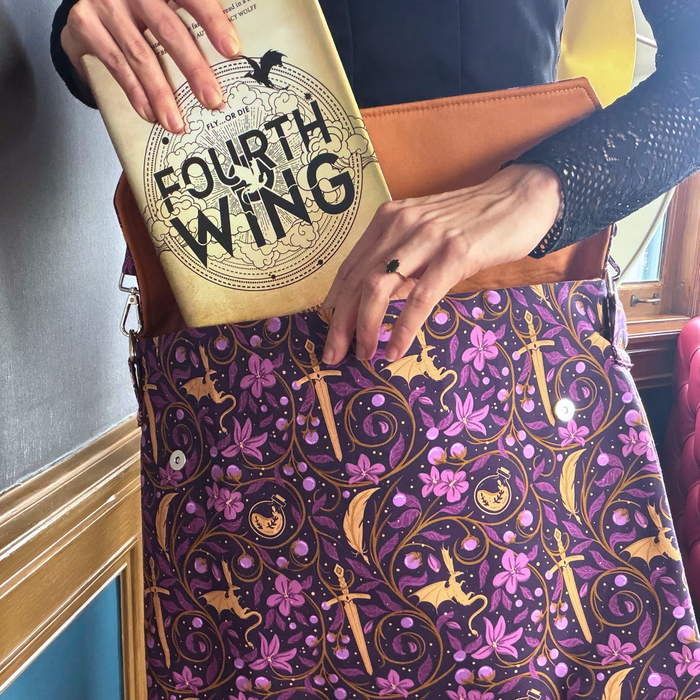 Fourth Wing Quadrants satchel - Rebecca Yarros