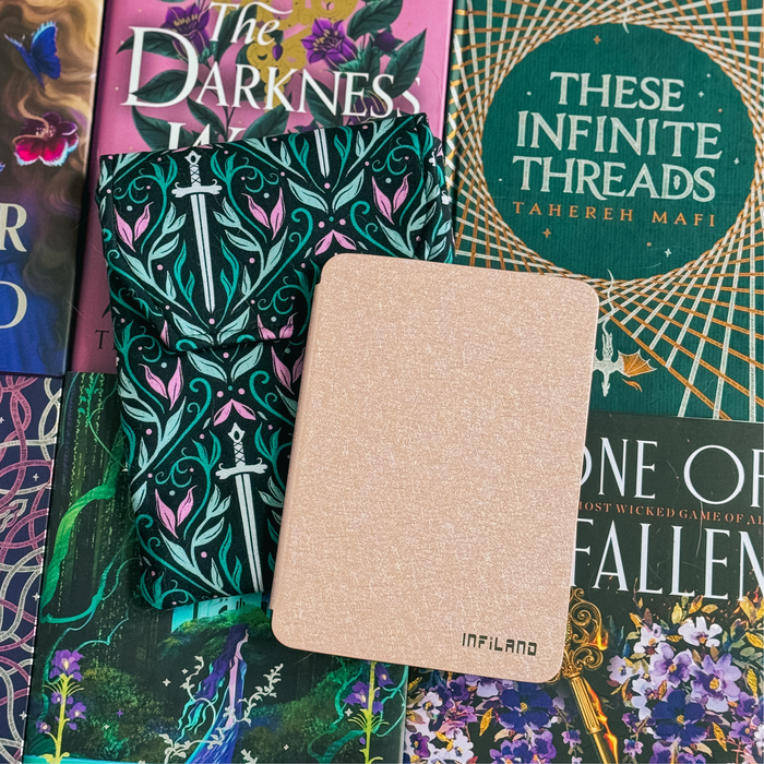 Rivals to Romance padded e-reader sleeve