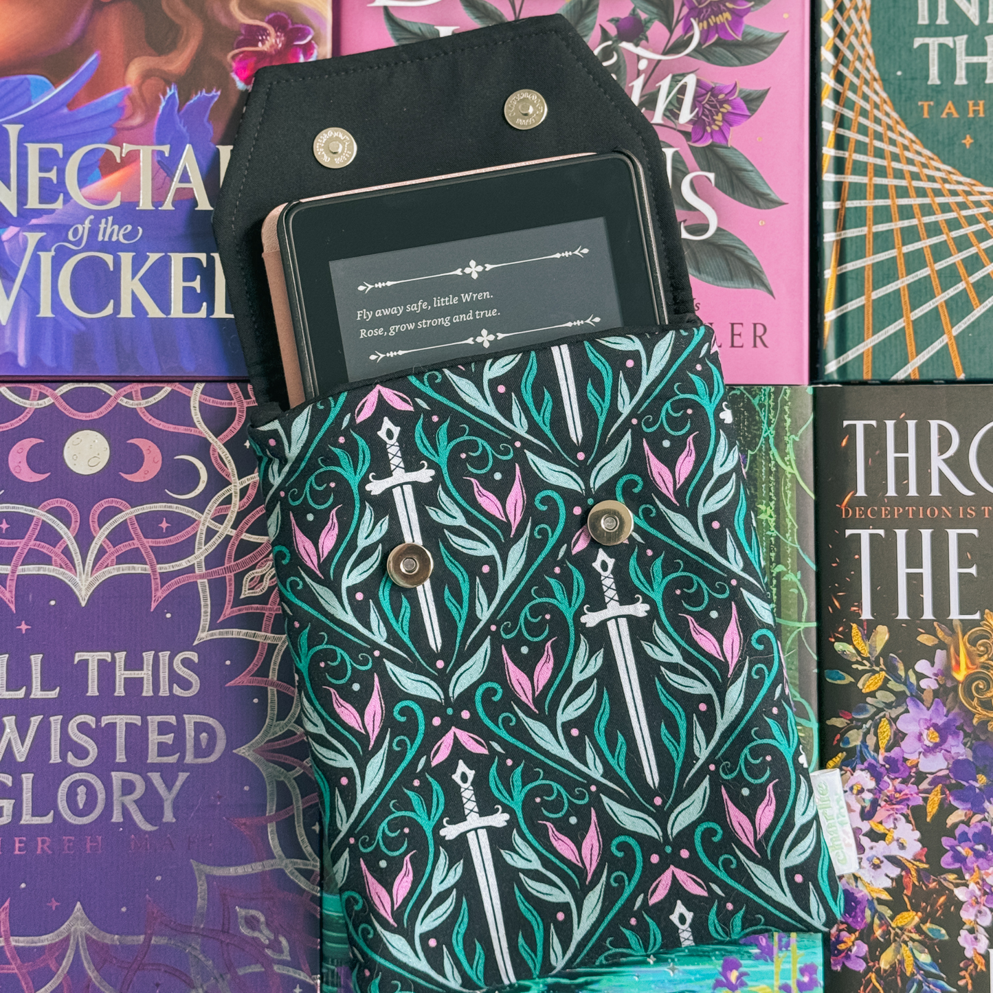 Rivals to Romance padded e-reader sleeve