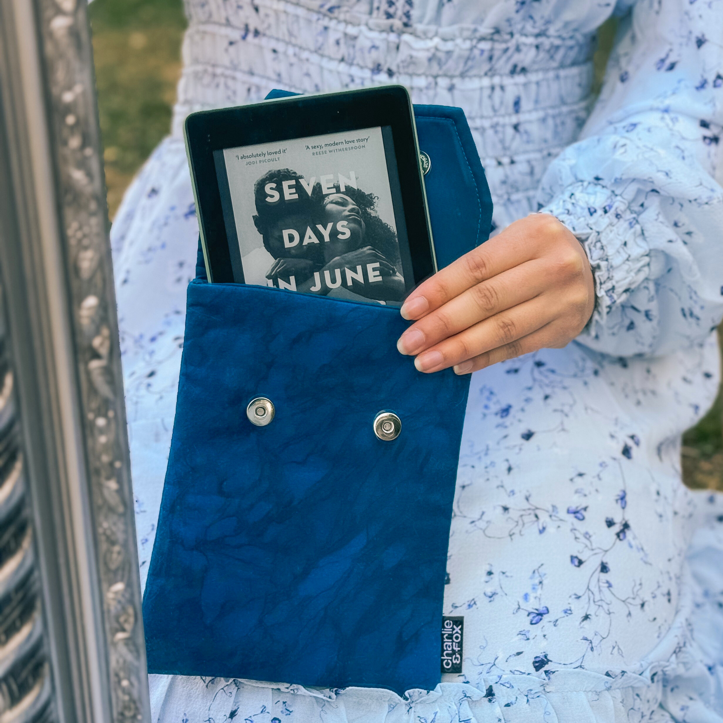 Sapphire Sea padded e-reader sleeve