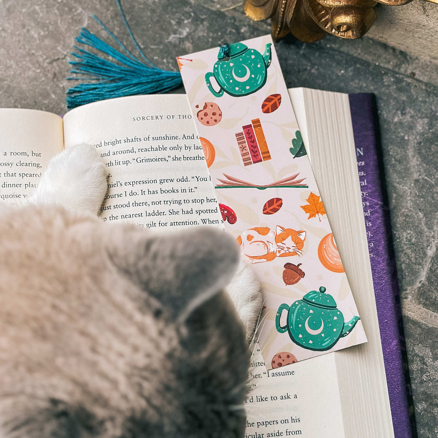 Cozy Reads card bookmark