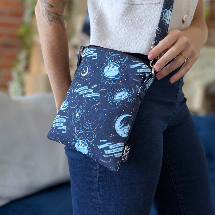 A Court of Thorns and Roses crossbody sleeve