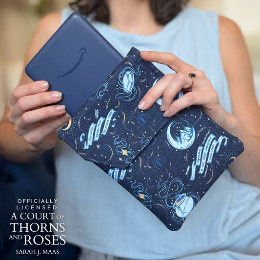 A Court of Thorns and Roses padded e-reader sleeve