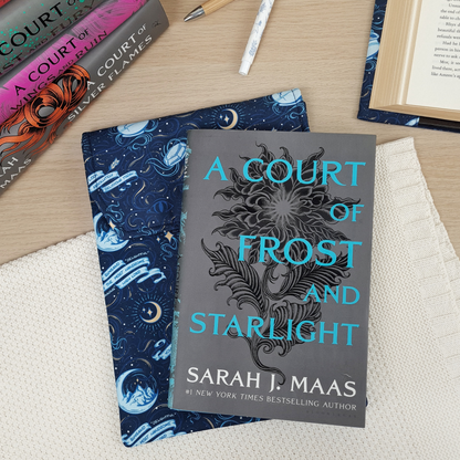 A Court of Thorns and Roses padded book sleeve