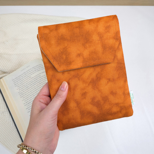 Caramel Latte padded e-reader sleeve