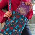Caraval crossbody sleeve