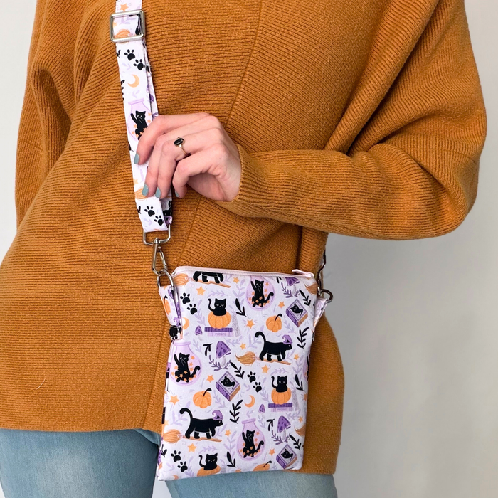 Cats and Magic crossbody sleeve