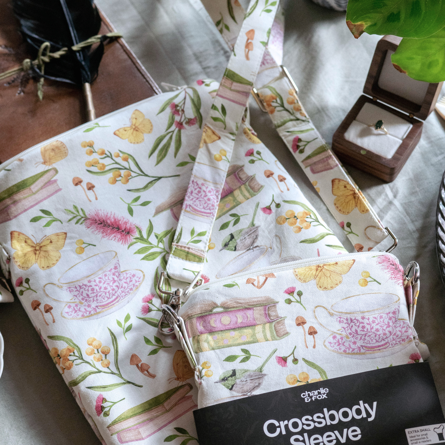 Cottagecore crossbody sleeve