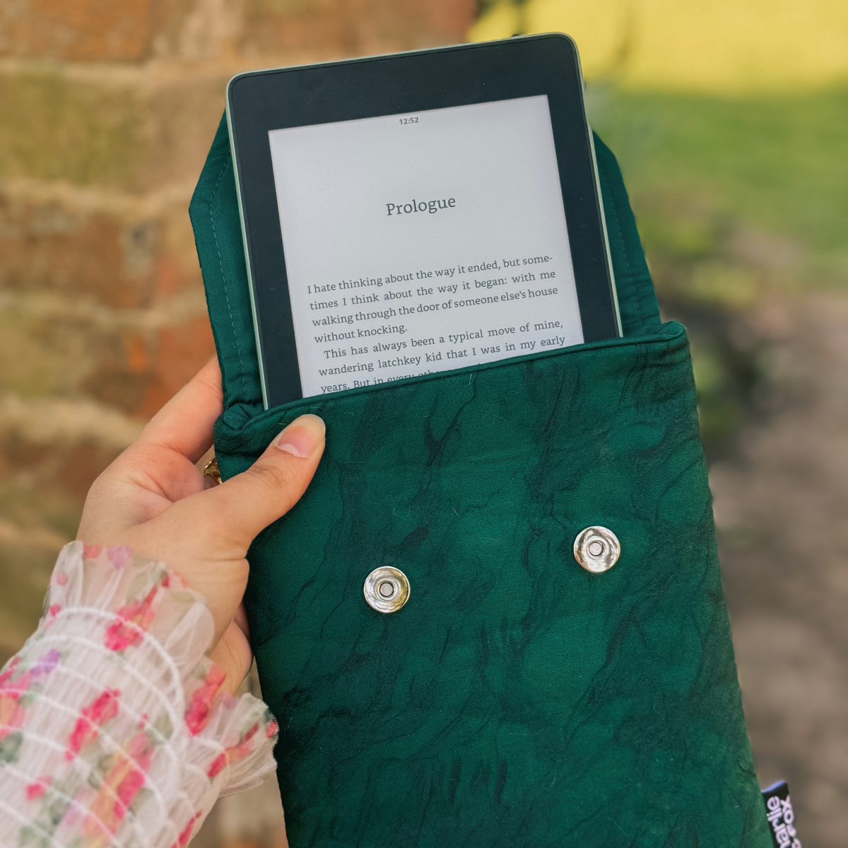 Emerald Green padded e-reader sleeve – Charlie and Fox