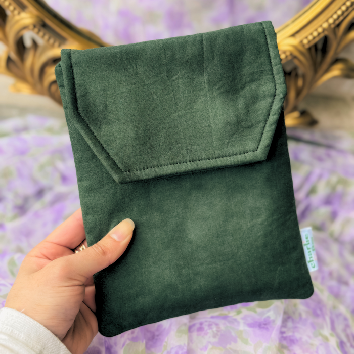 Forest Green padded e-reader sleeve