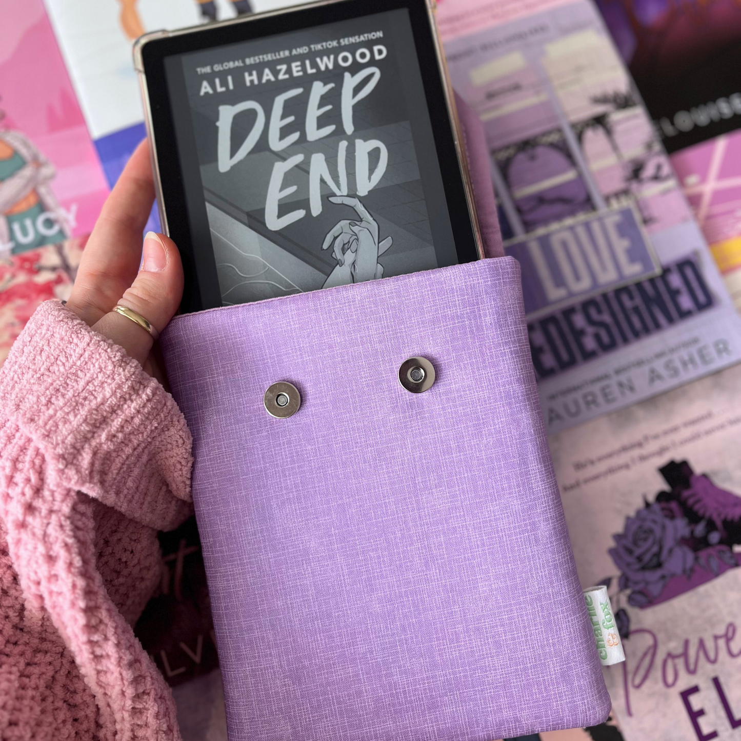 Lilac padded e-reader sleeve (limited edition)