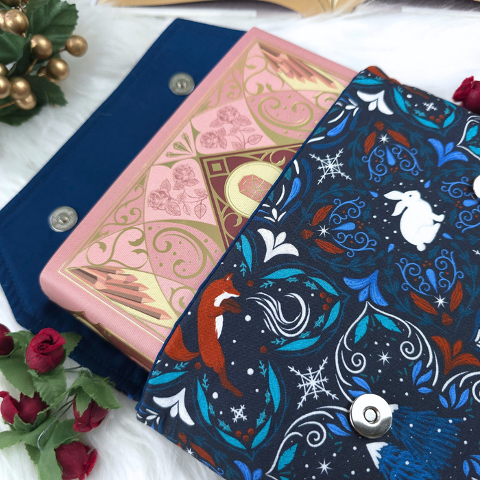 Midnight Winter Fox padded book sleeve