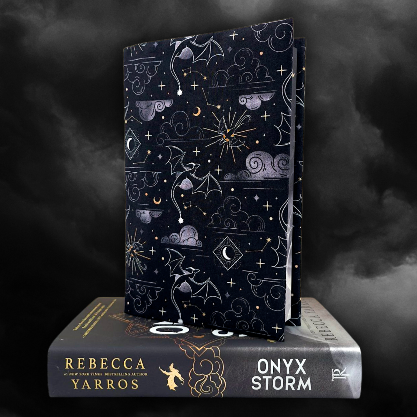 Onyx Storm fabric dust jacket - Rebecca Yarros