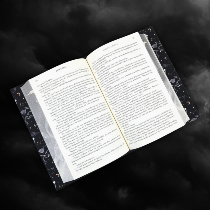 Onyx Storm fabric dust jacket - Rebecca Yarros
