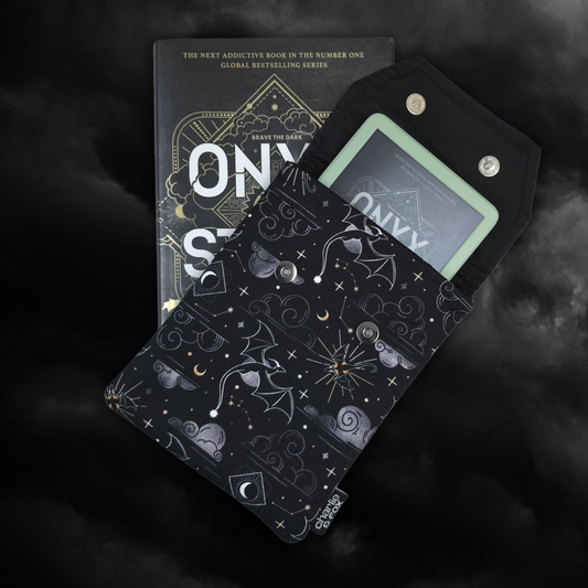 Onyx Storm padded e-reader sleeve - Rebecca Yarros