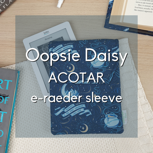 *oopsie daisy* A Court of Thorns and Roses padded e-reader sleeve