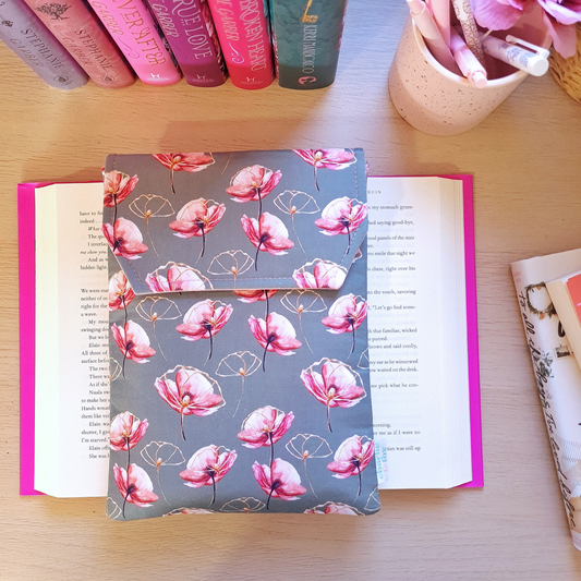 Pink Poppies padded book sleeve