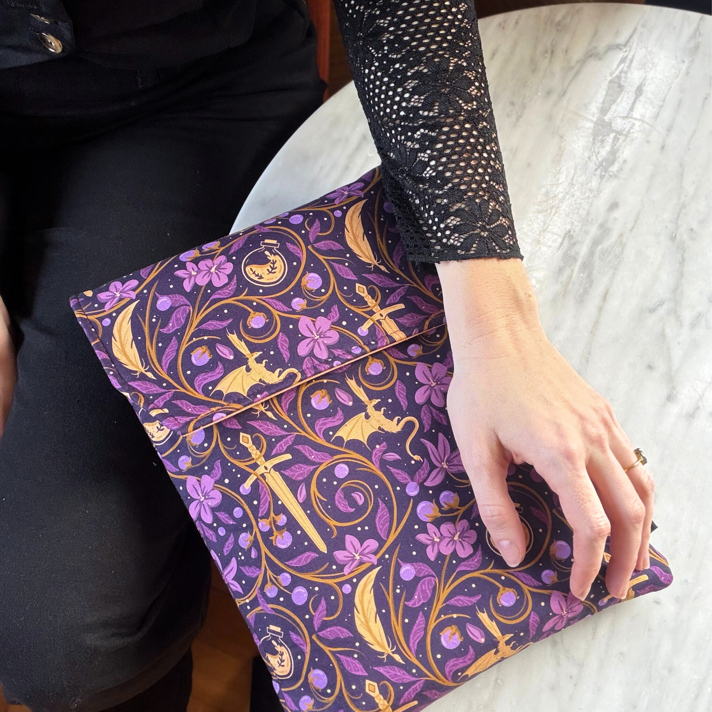 Fourth Wing Quadrants padded book sleeve - Rebecca Yarros