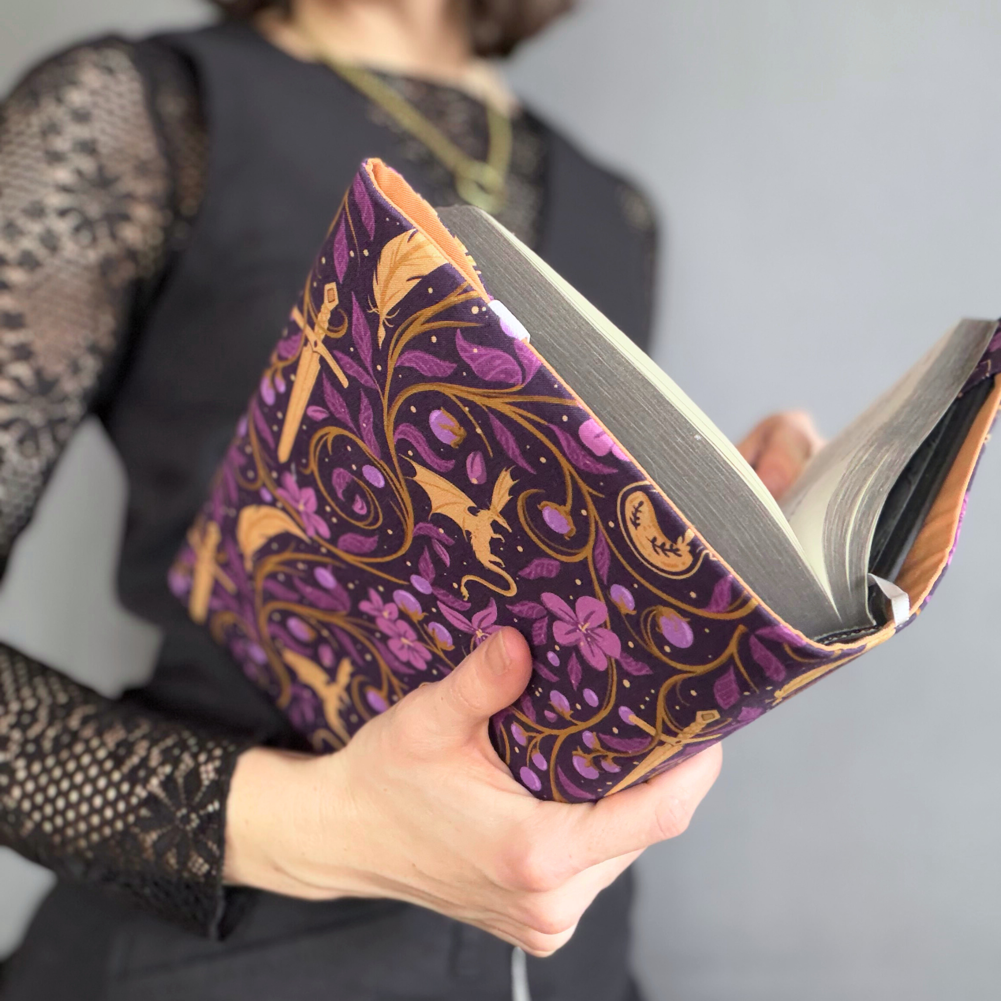 Fourth Wing fabric dust jacket | Charlie and Fox