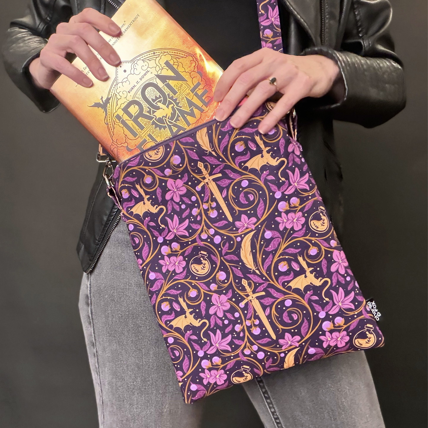 Fourth Wing Quadrants crossbody sleeve - Rebecca Yarros