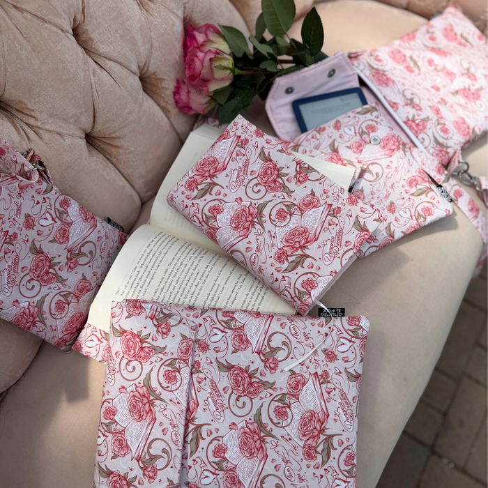 Romance Readers padded book sleeve