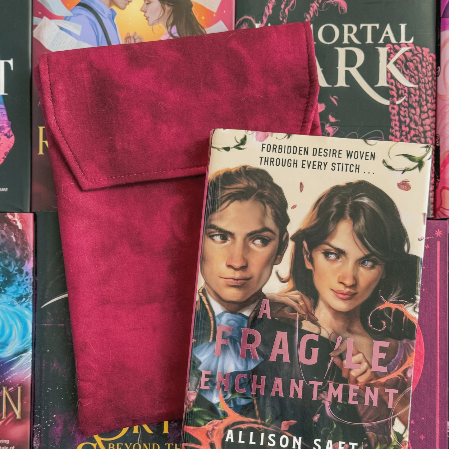 Red Wine padded book sleeve