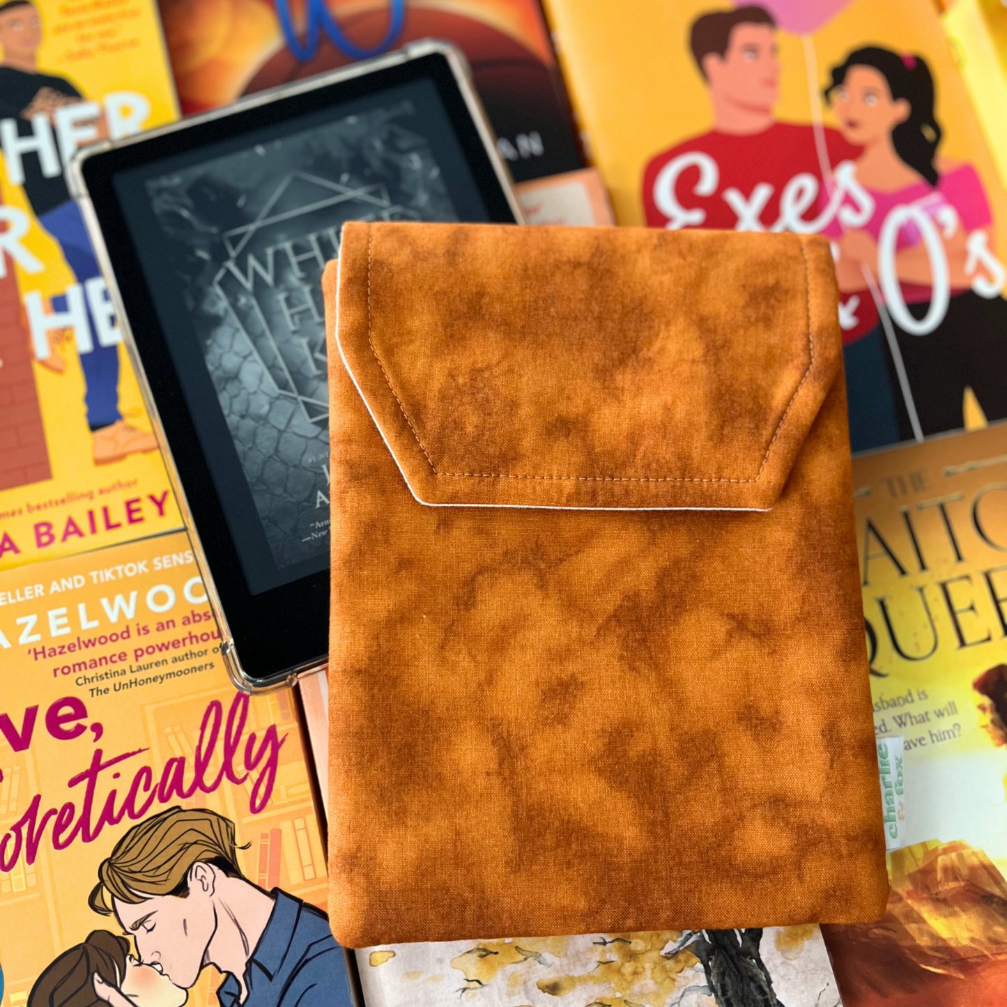 Caramel Latte padded e-reader sleeve