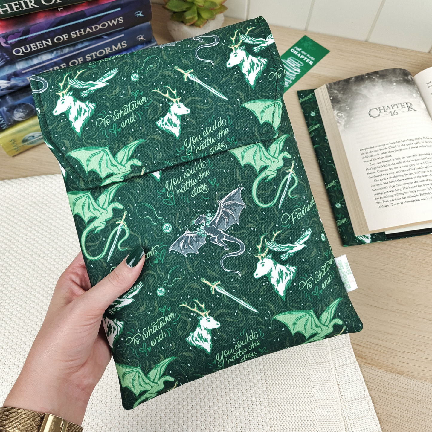Throne of Glass padded book sleeve