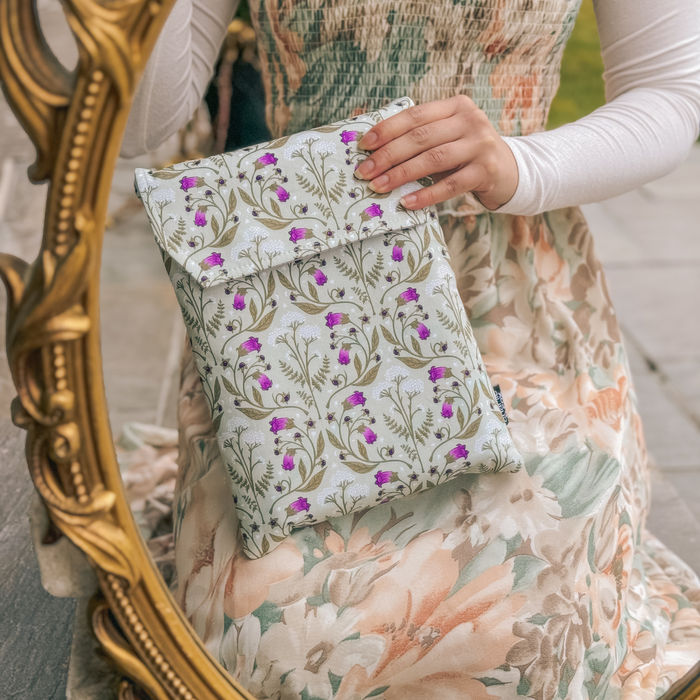 Wildflowers padded book sleeve